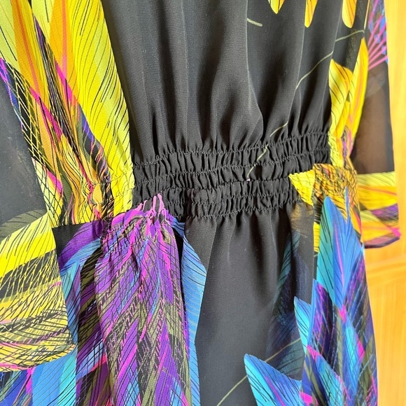 Lane Bryant 18/20 Vneck Smocked Waist Black Vibrant Abstract Floral Blouse - Picture 7 of 9